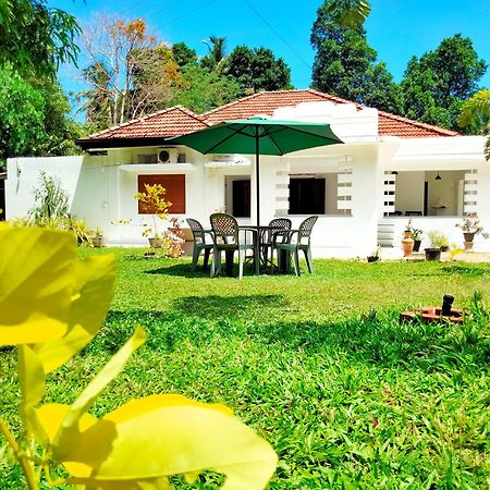 Cinnamon Estate Villa マータラ エクステリア 写真