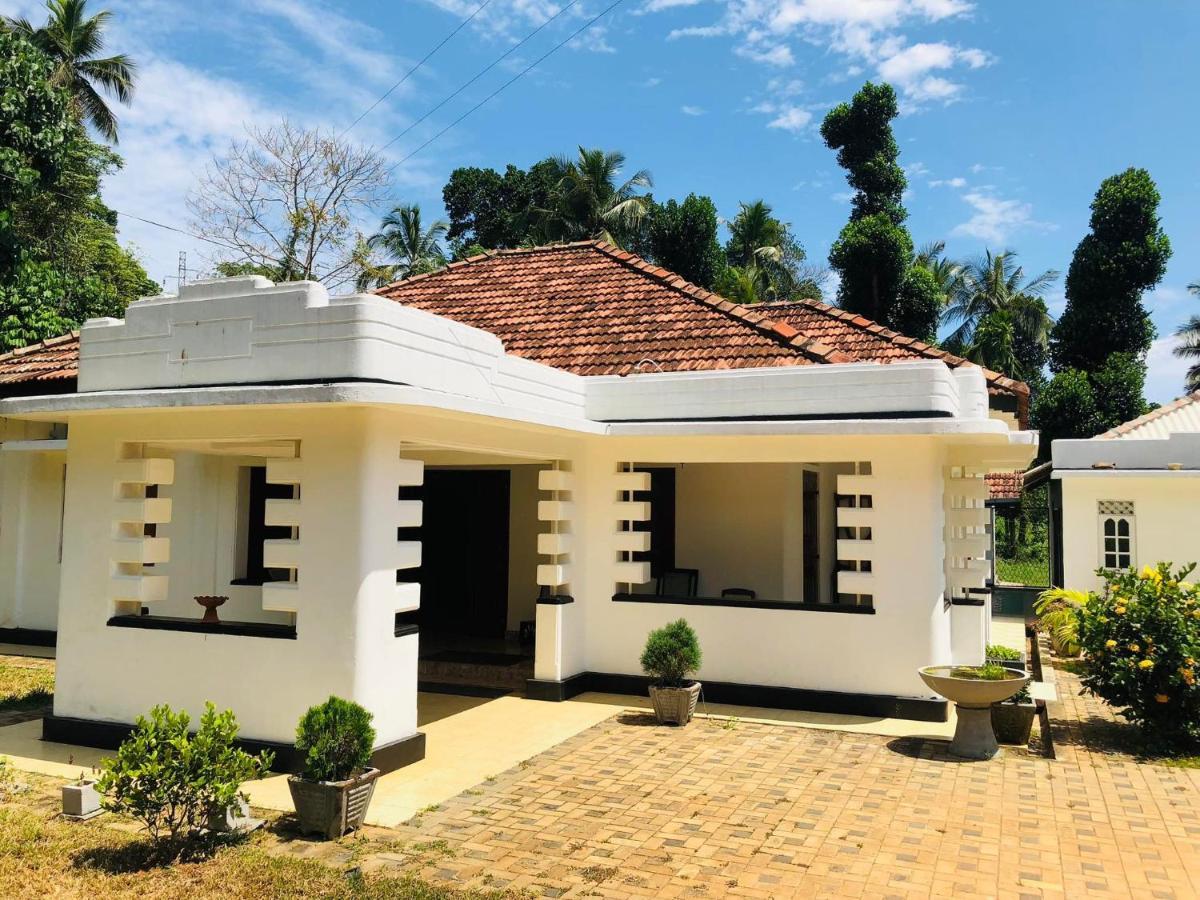 Cinnamon Estate Villa マータラ エクステリア 写真