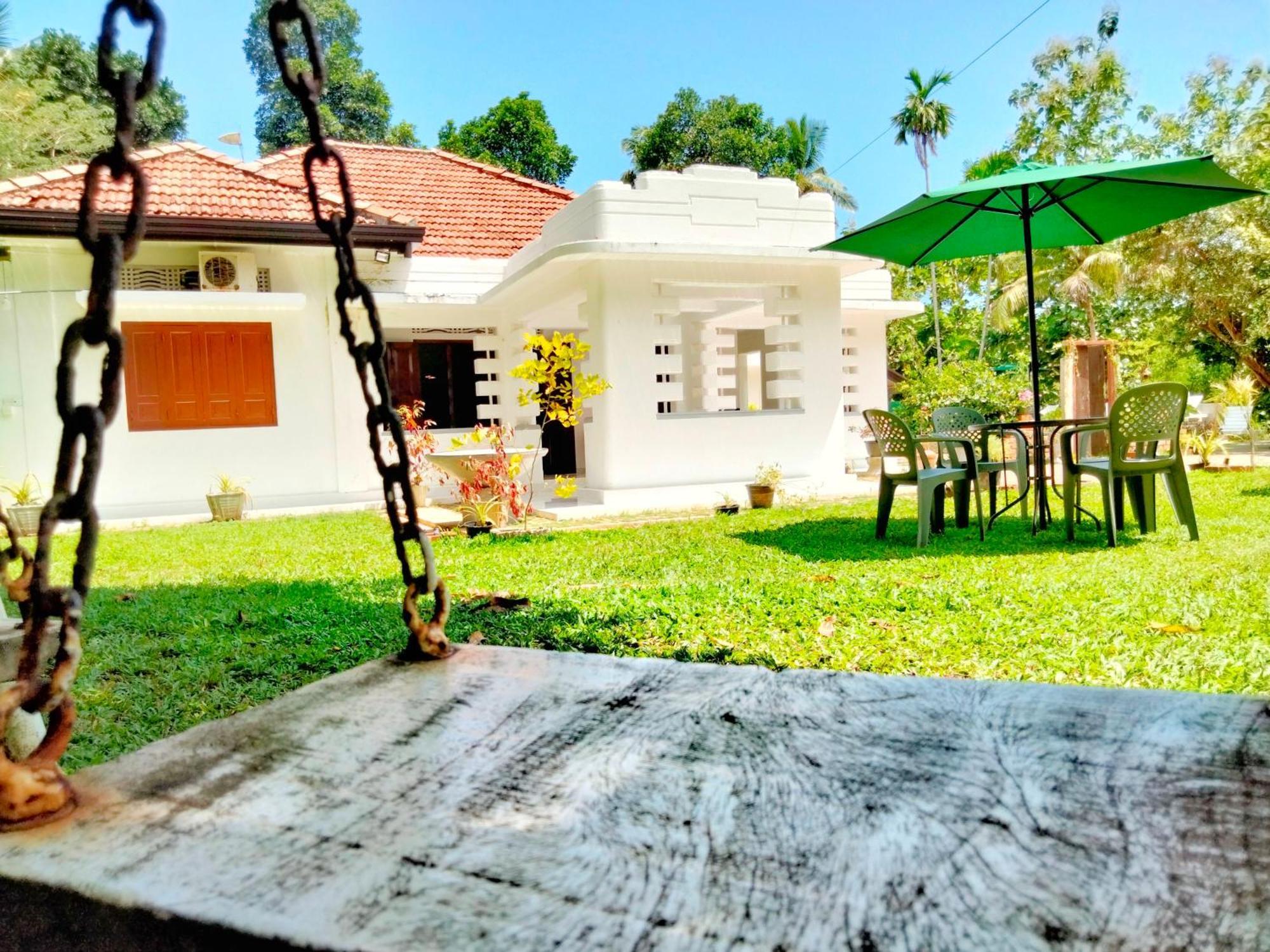 Cinnamon Estate Villa マータラ エクステリア 写真
